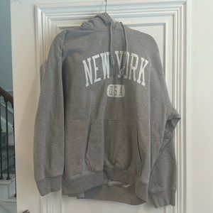 Brandy Melville New York hoodie